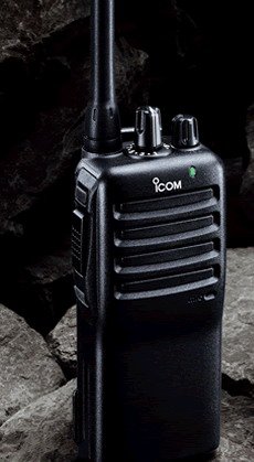 Носимая радиостанция ICOM IC-F26